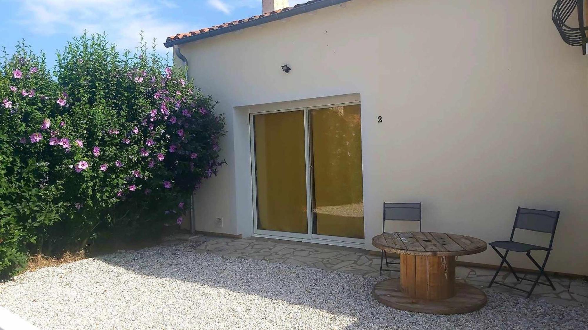 Apartmán Le Lion D'Or Bessines Exteriér fotografie